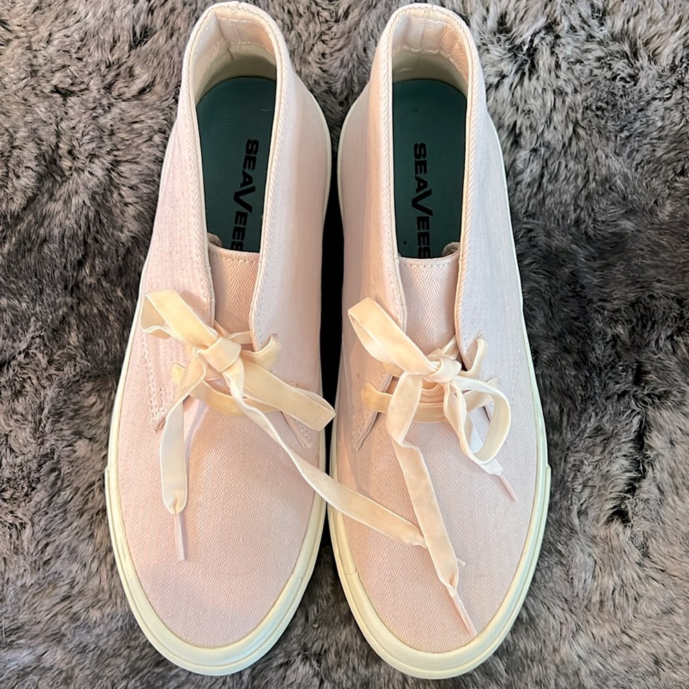 SeaVees Light Pink Velvet Laces, Maslon Desert Boot Size 8 - Picture 2 of 12